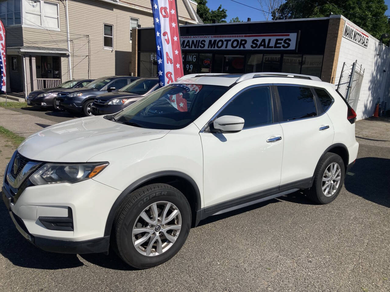 Used 2019 Nissan Rogue S w/ Special Edition Package AWD/4WD image 1
