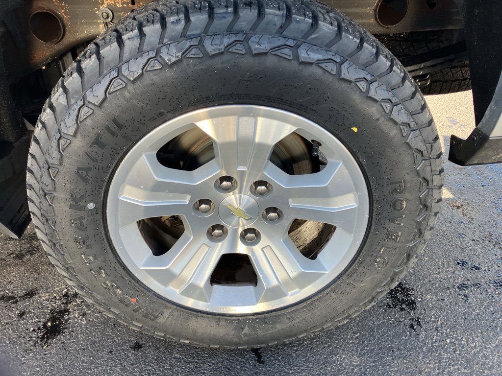 Used 2017 Chevrolet Silverado 1500 LT w/ All Star Edition image 16