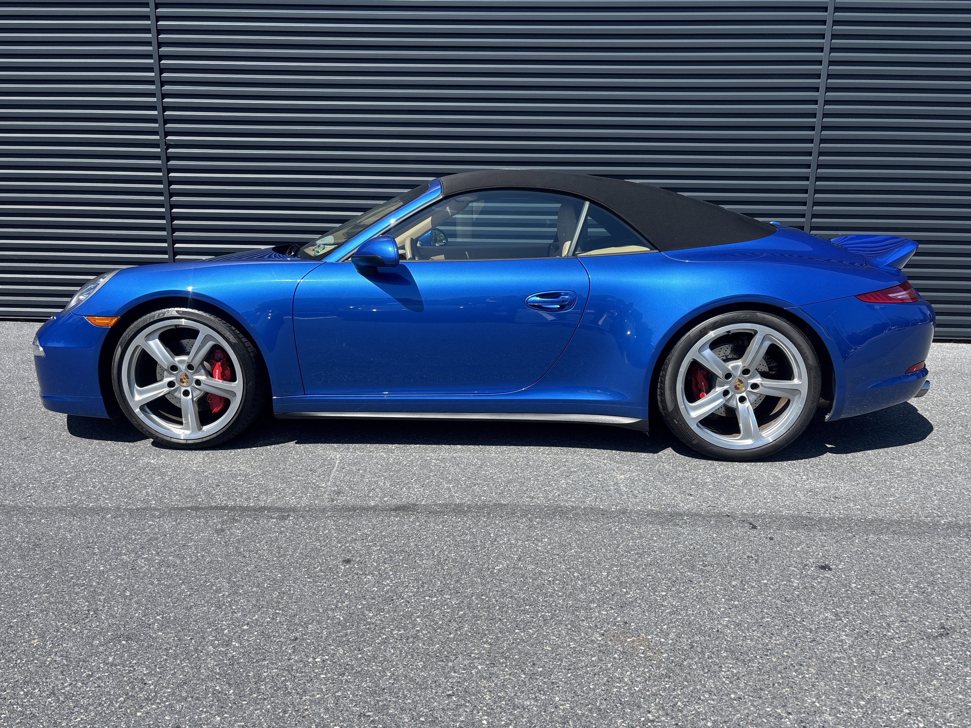 Certified 2016 Porsche 911 Carrera 4S AWD/4WD image 2