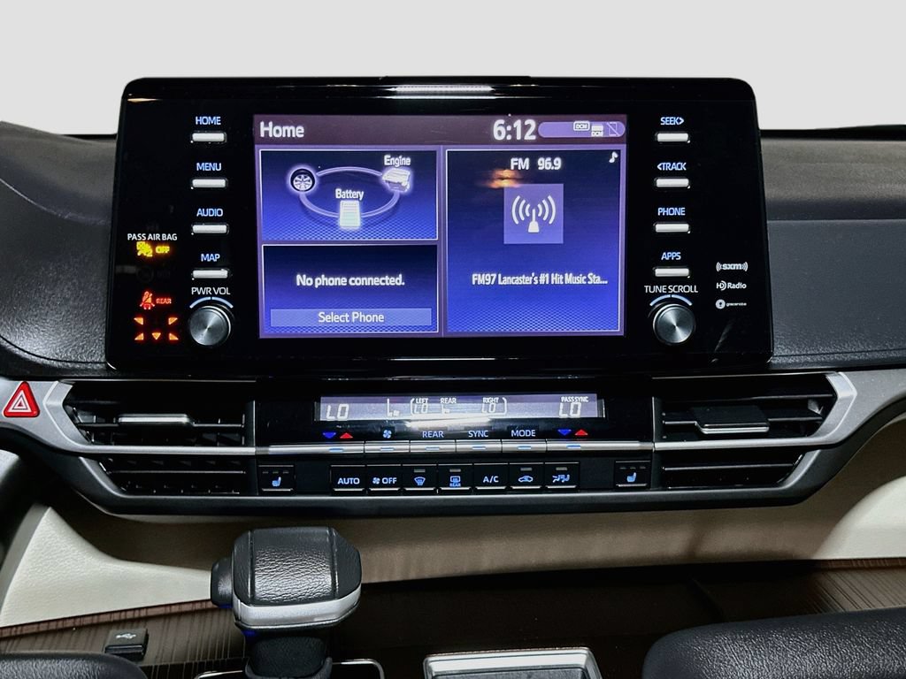 Certified 2023 Toyota Sienna XLE AWD/4WD image 12