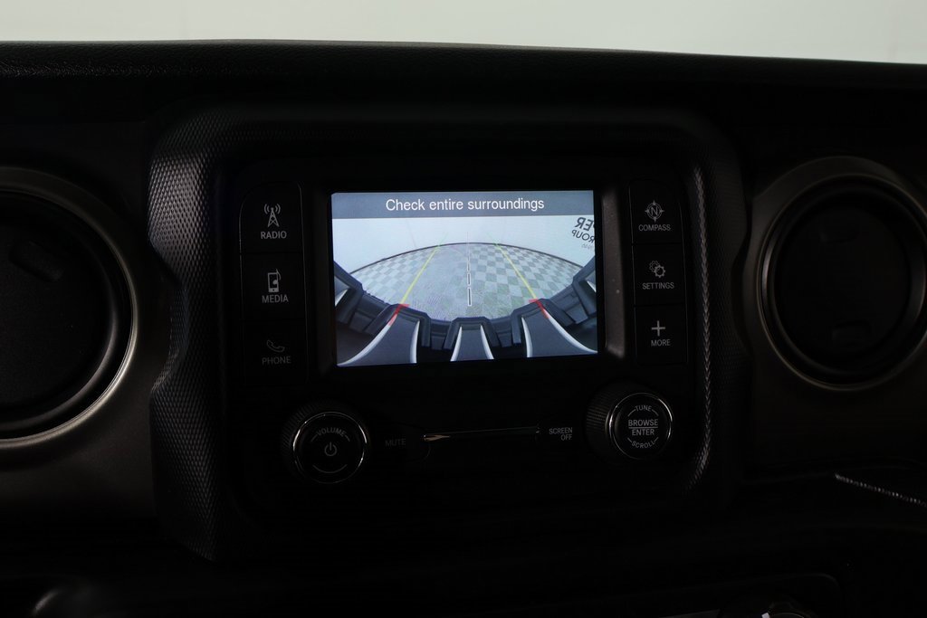 Used 2018 Jeep Wrangler Unlimited Sport image 6