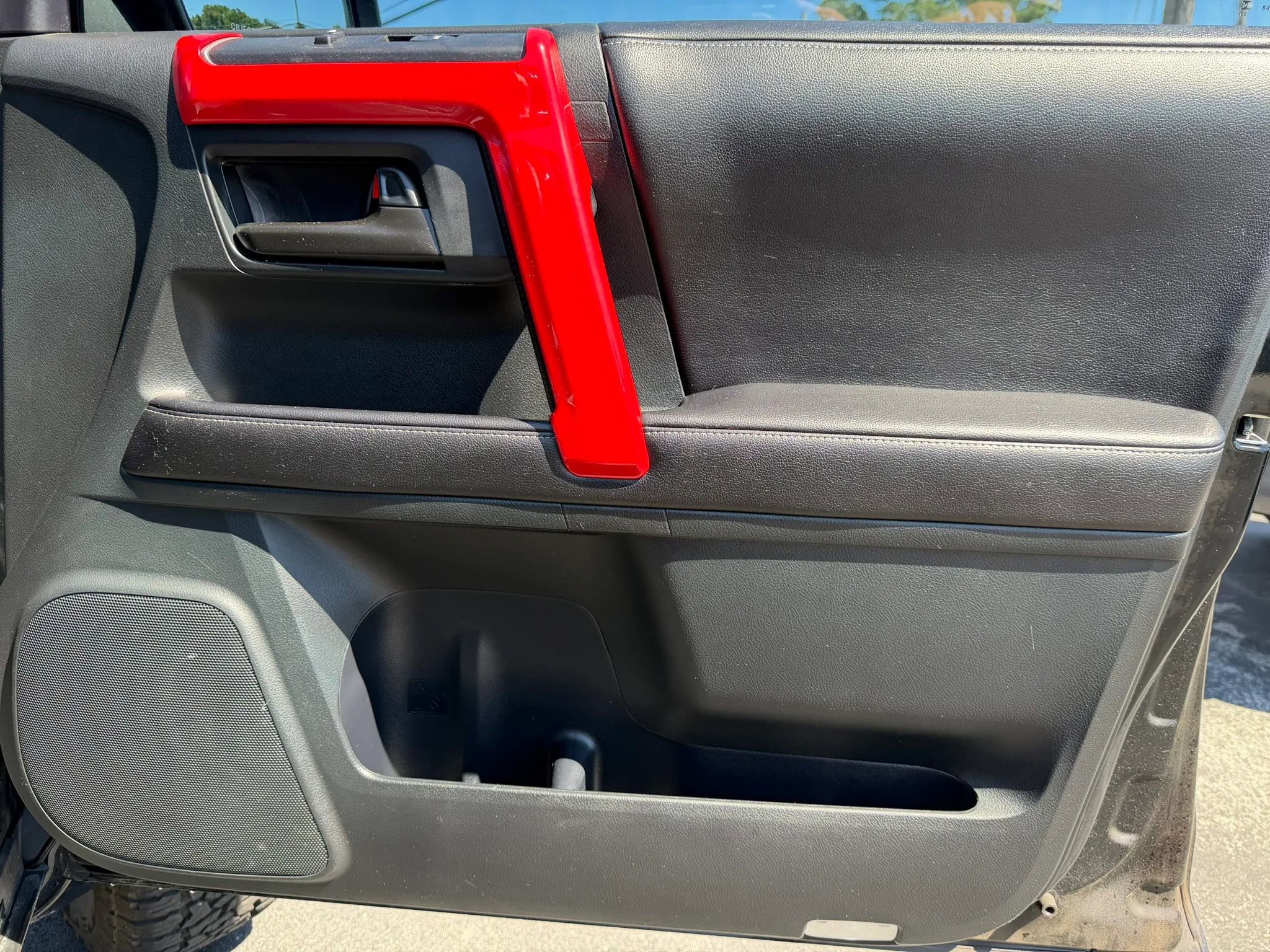 Used 2016 Toyota 4Runner SR5 AWD/4WD image 21