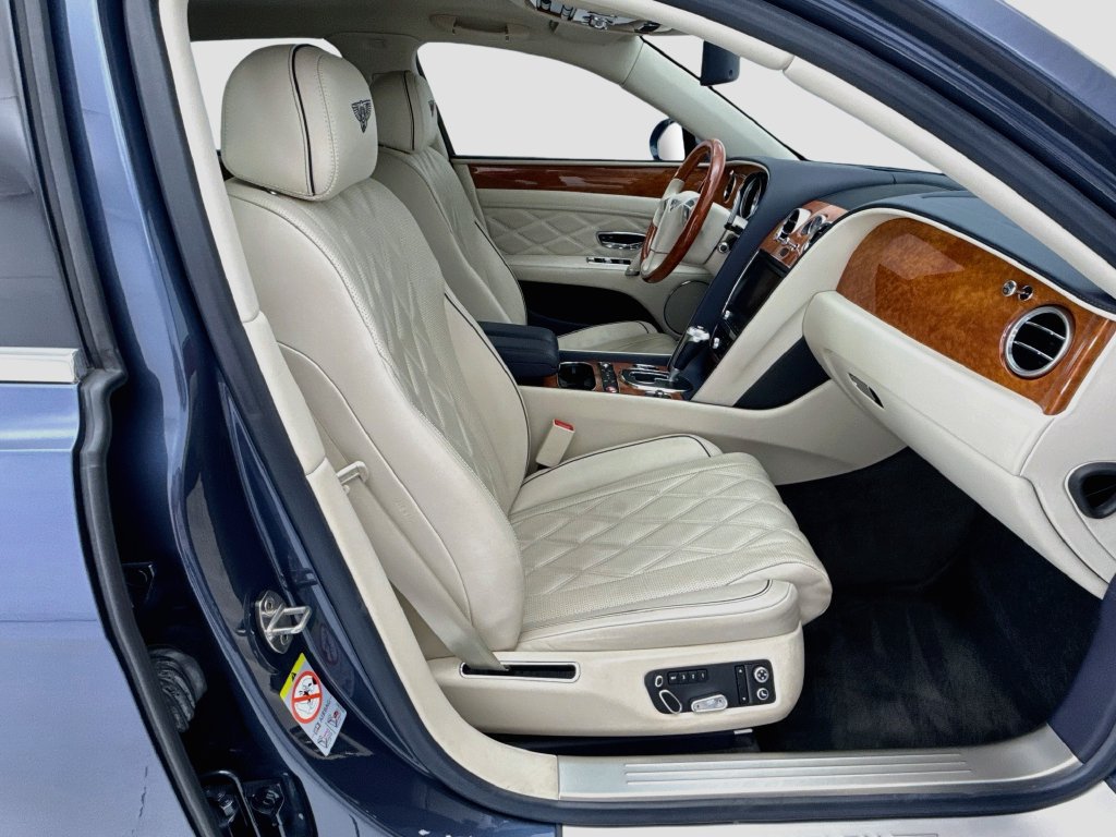 Used 2016 Bentley Flying Spur V8 AWD/4WD image 19