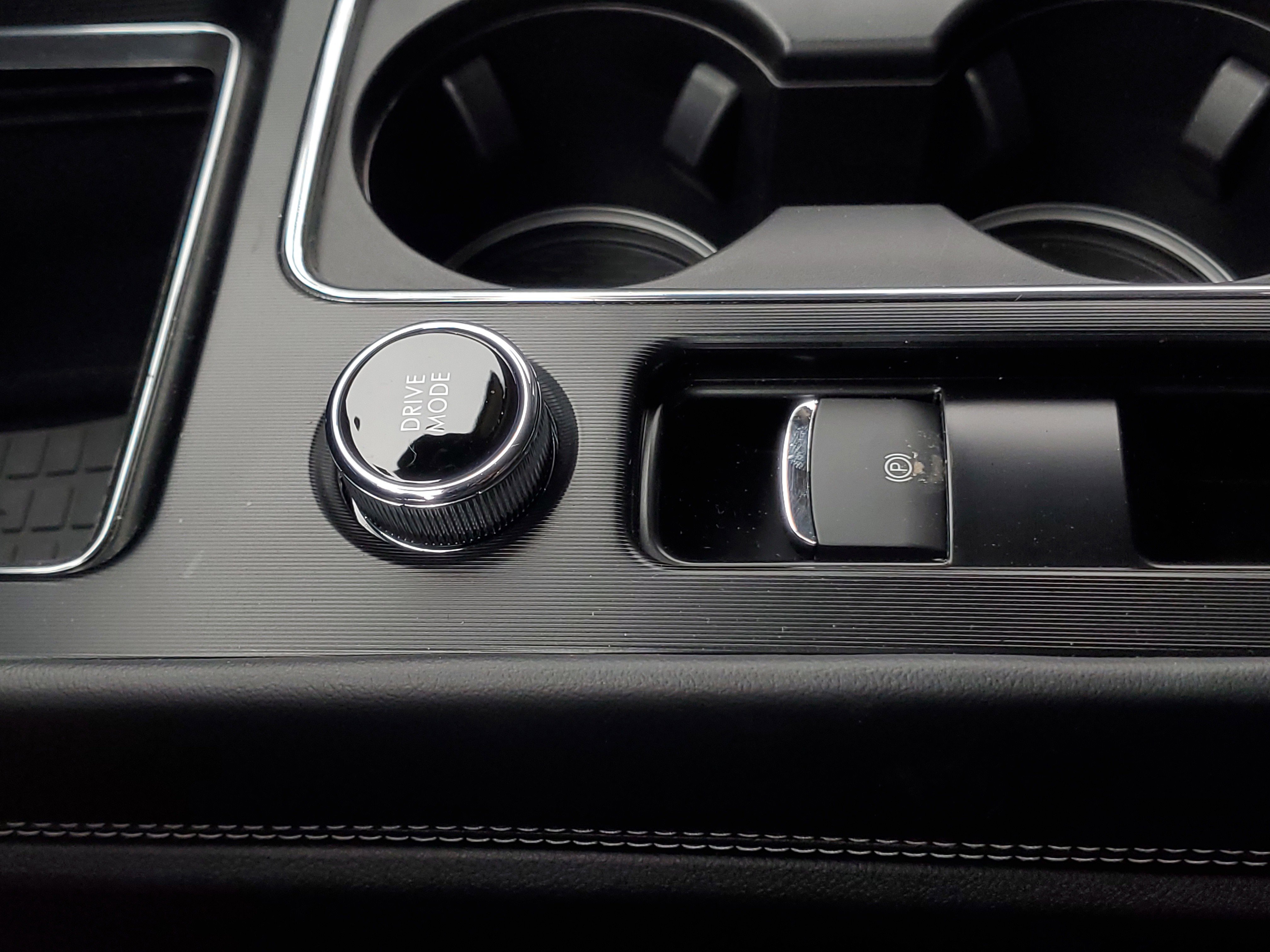 New 2026 Lincoln Corsair Premiere image 23