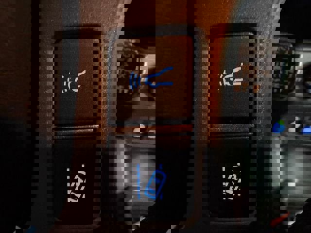 Used 2022 Toyota Tacoma TRD Off-Road w/ Technology Package image 14