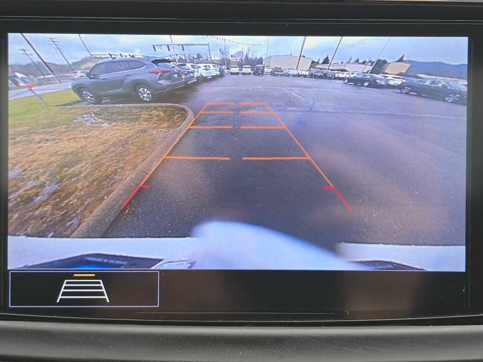 Used 2020 Buick Enclave Essence w/ Sound and Sites Package image 20