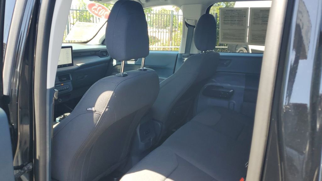 Used 2025 Ford Maverick XL FWD image 14