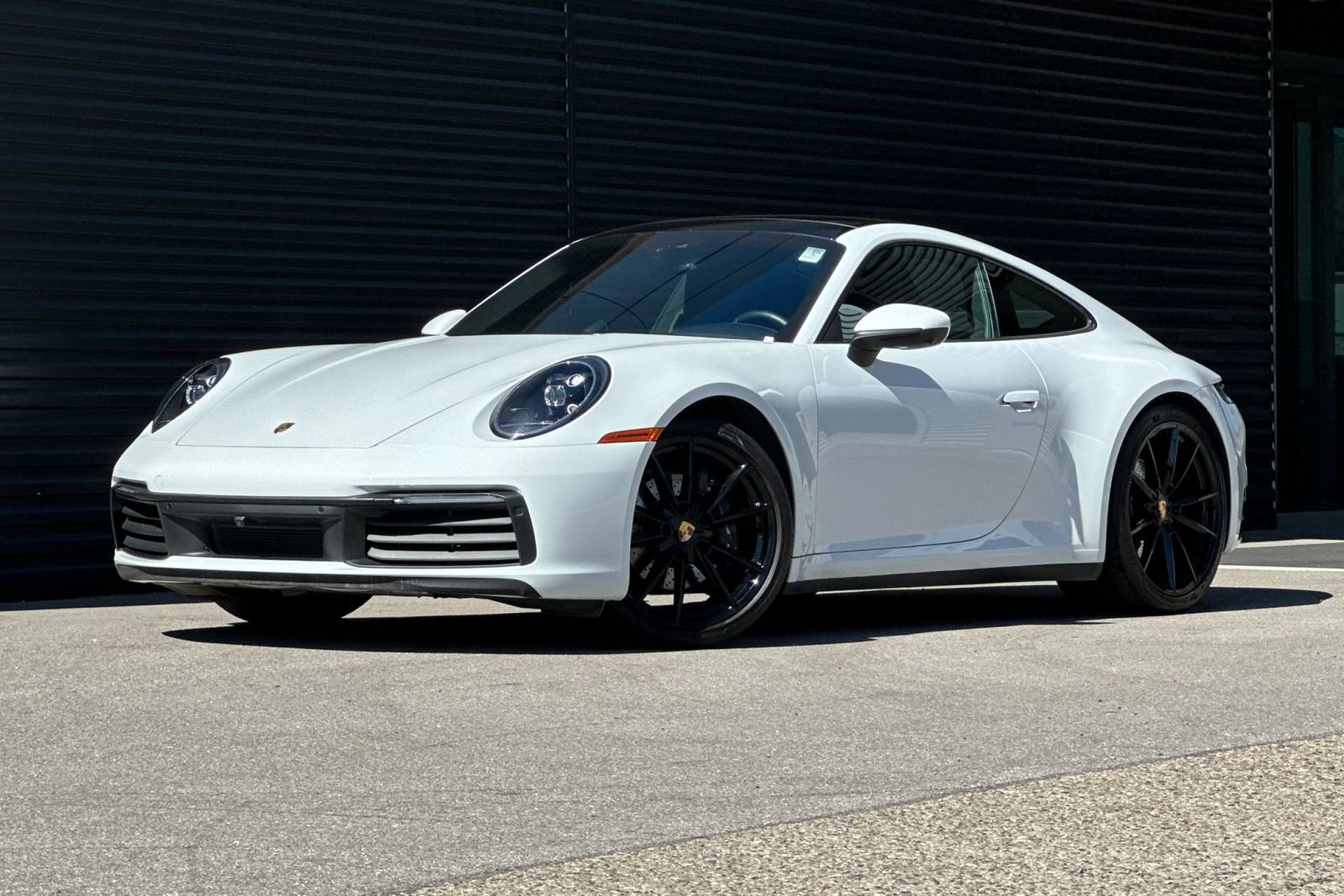Certified 2022 Porsche 911 Carrera image 1