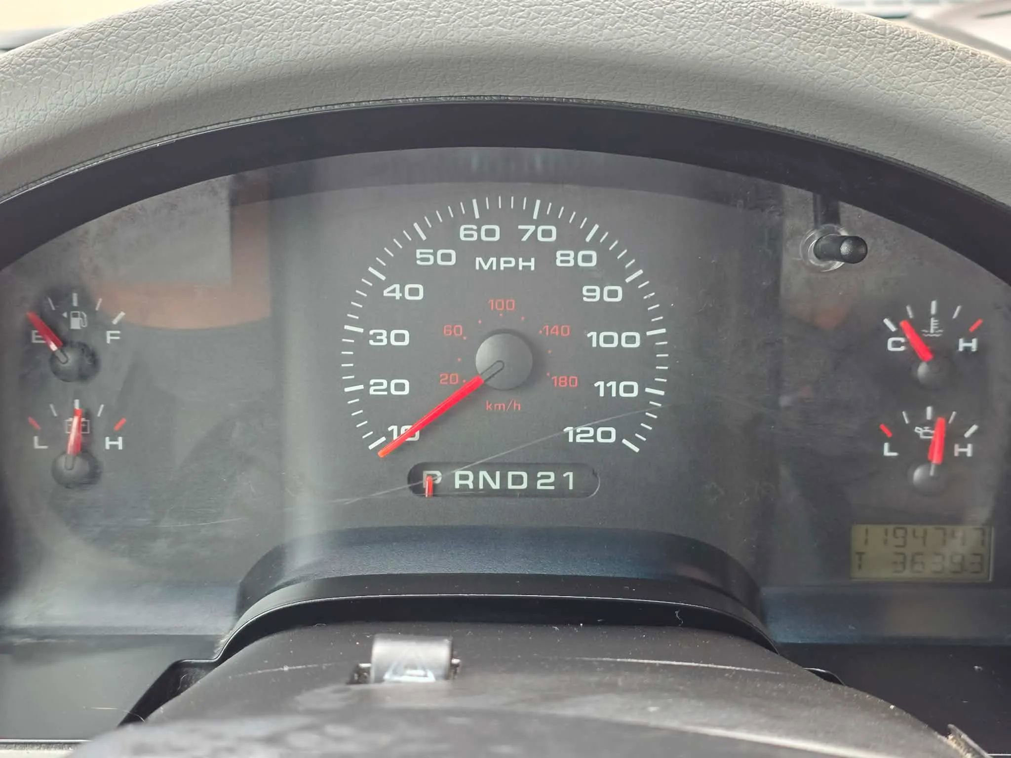 Used 2005 Ford F150 XLT image 15