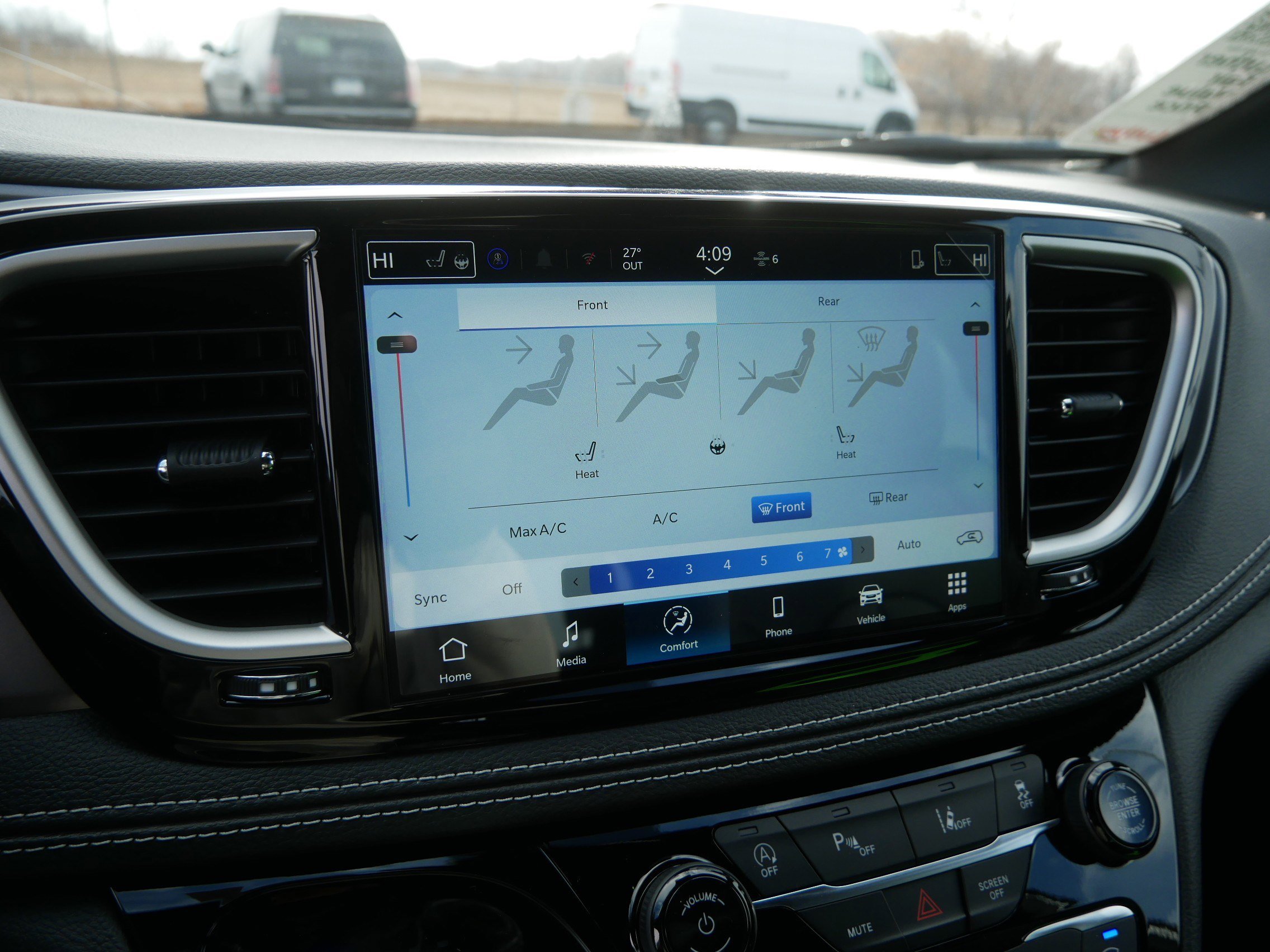 New 2026 Chrysler Pacifica Select image 13