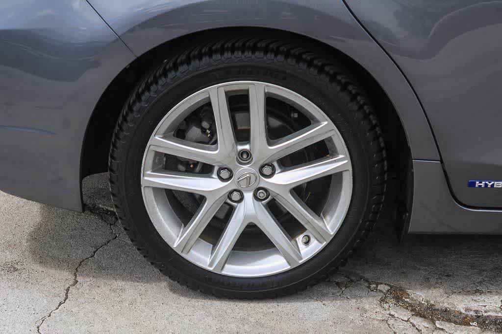 Used 2016 Lexus CT 200h w/ Seat Comfort Package FWD image 8