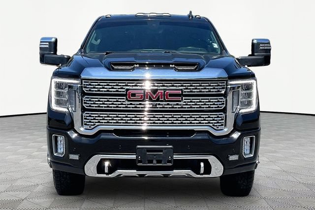 Used 2022 GMC Sierra 3500 Denali w/ Denali Ultimate Package AWD/4WD image 2
