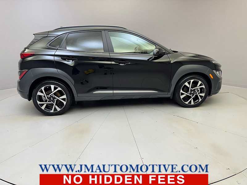 Used 2023 Hyundai Kona Limited AWD/4WD image 6