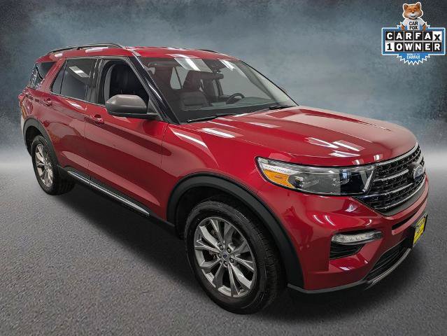 Certified 2023 Ford Explorer XLT w/ Equipment Group 202A AWD/4WD image 3