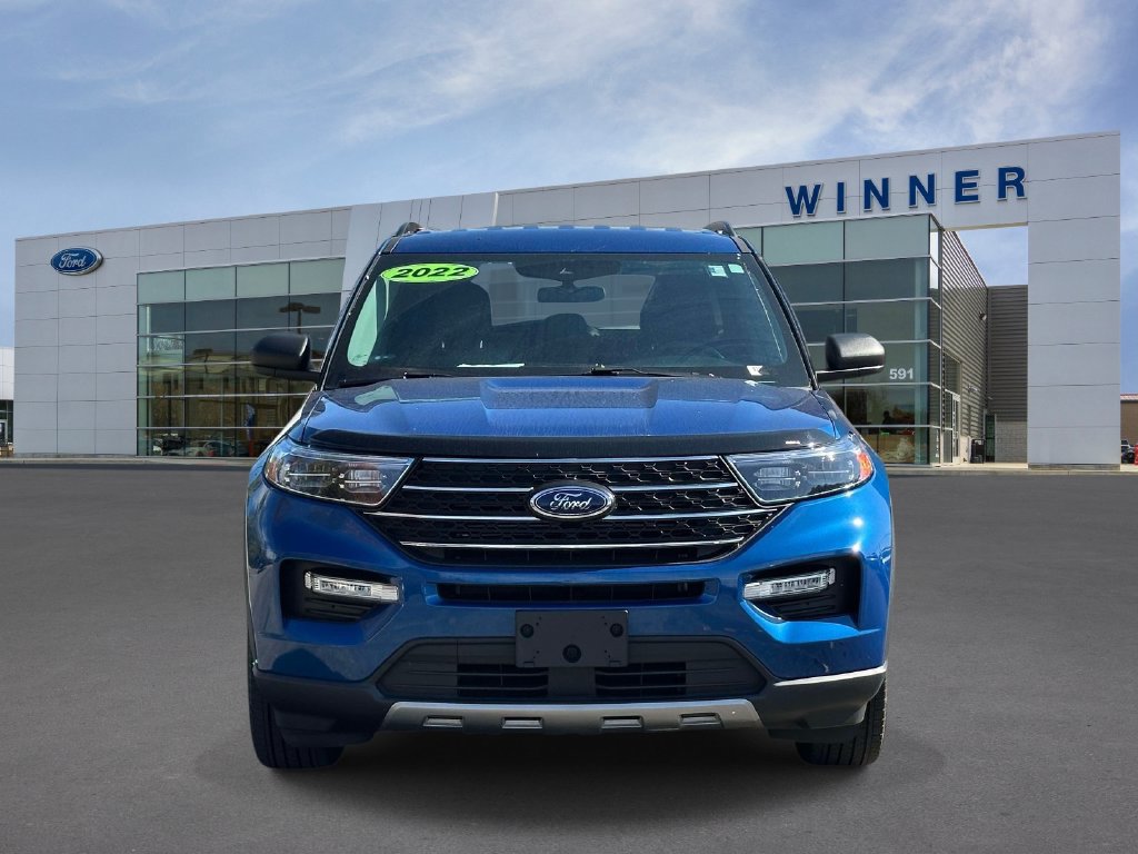 Used 2022 Ford Explorer XLT w/ Equipment Group 202A AWD/4WD image 6