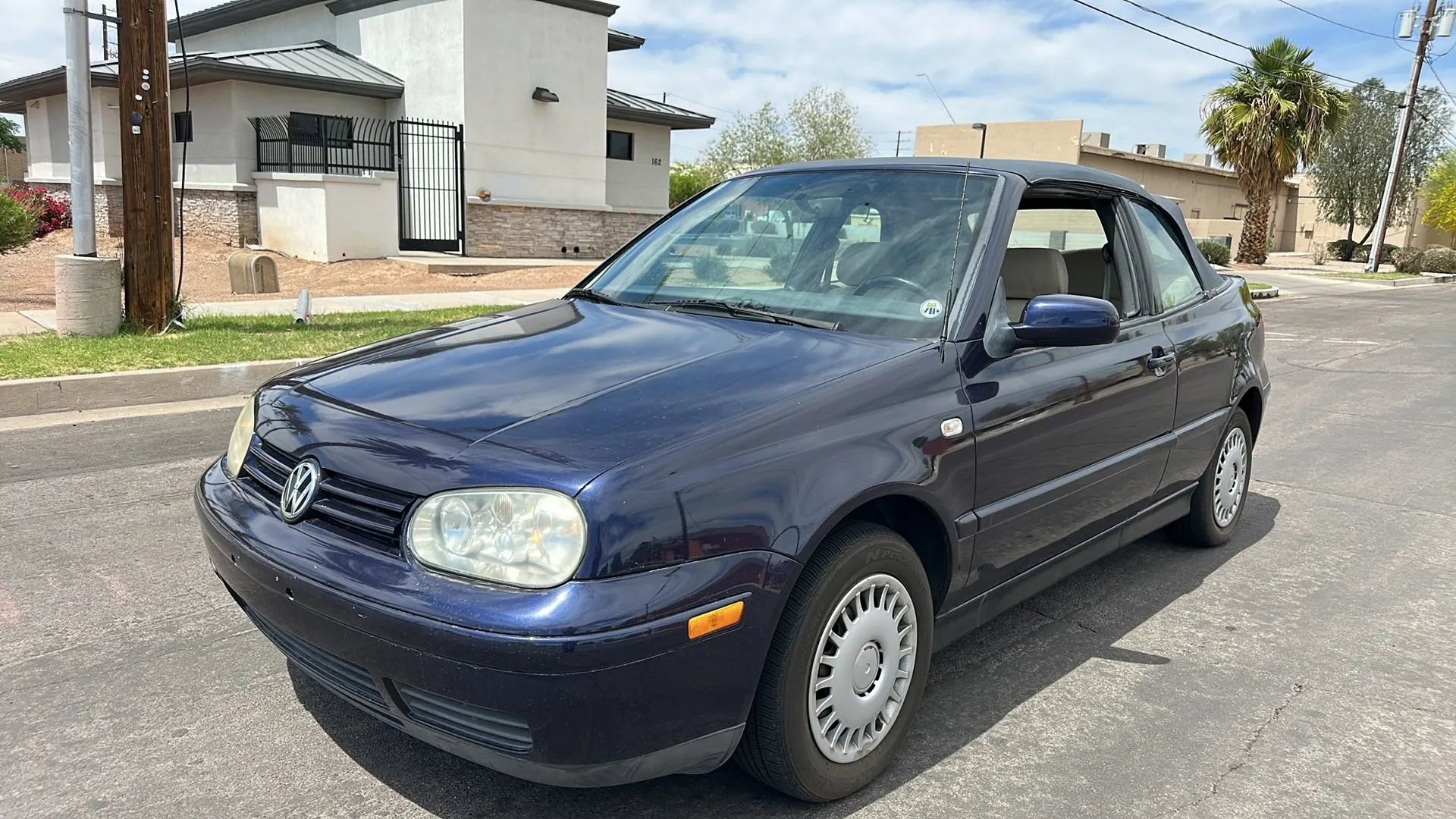 Used 2002 Volkswagen Cabrio GLS image 12