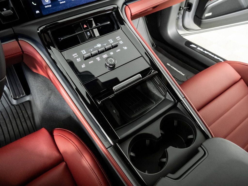 New 2026 Porsche Panamera 4 E-Hybrid AWD/4WD image 18
