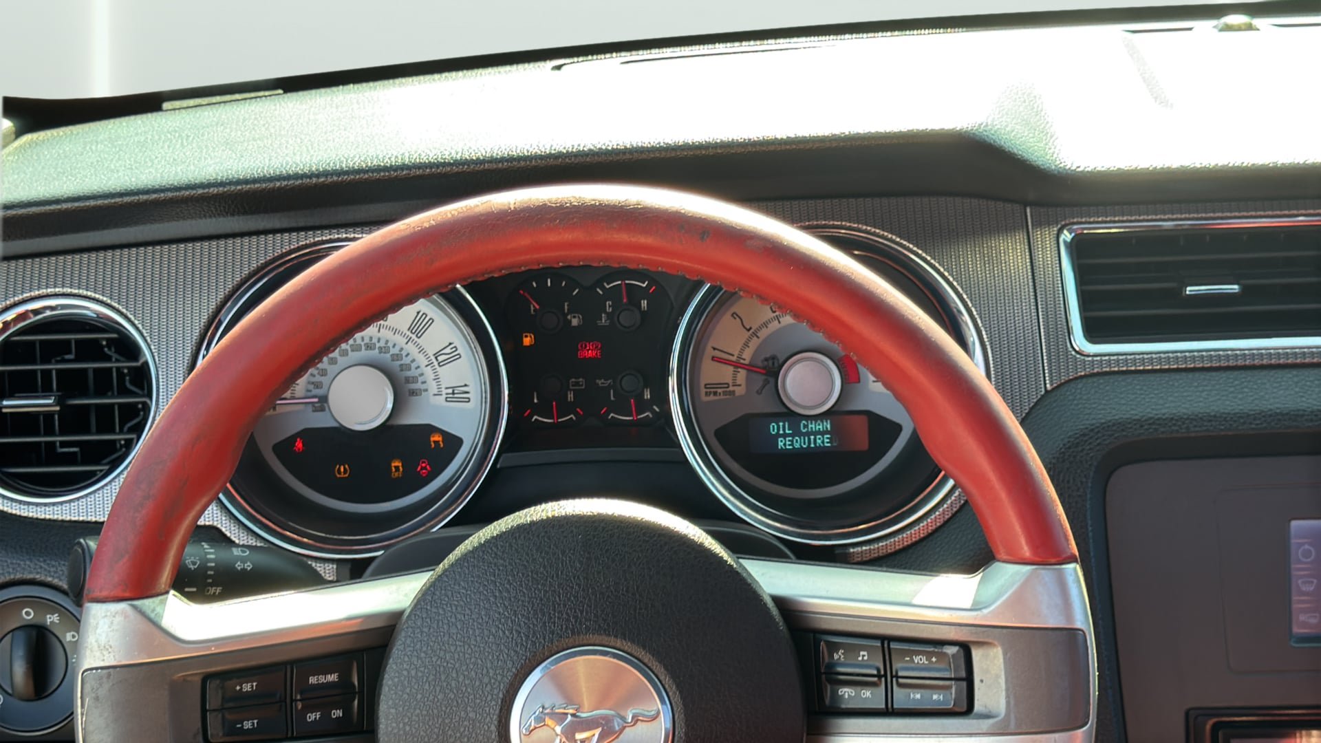 Used 2010 Ford Mustang GT RWD image 28
