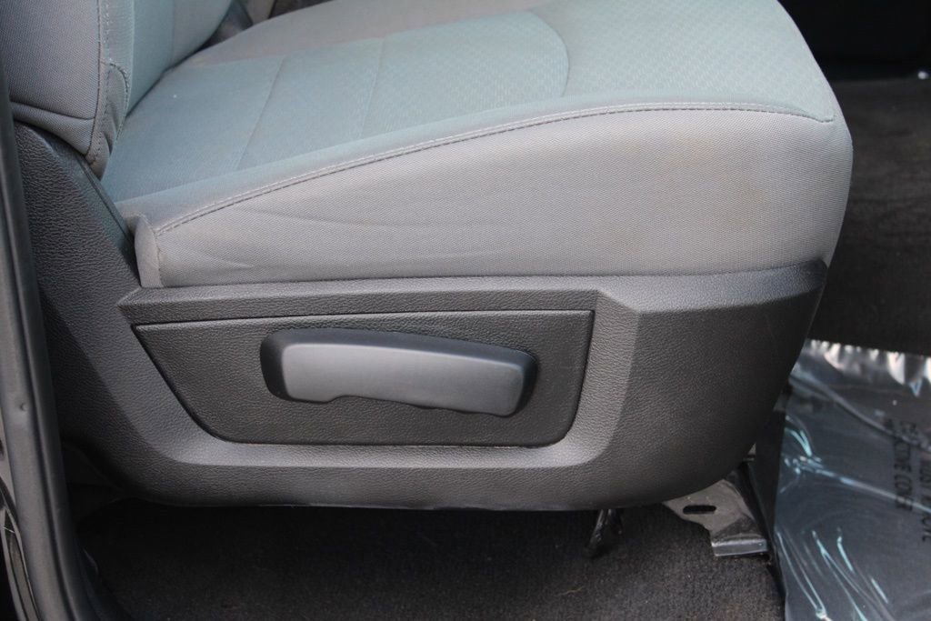 Used 2017 RAM 1500 Express image 20