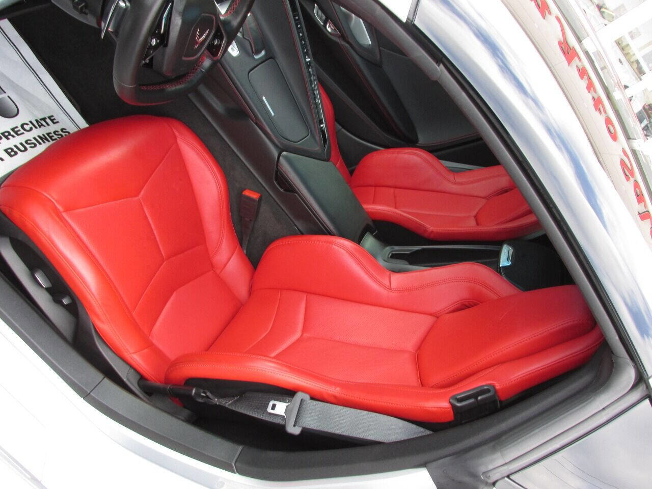 Used 2020 Chevrolet Corvette Stingray Coupe w/ Z51 Performance Package RWD image 20
