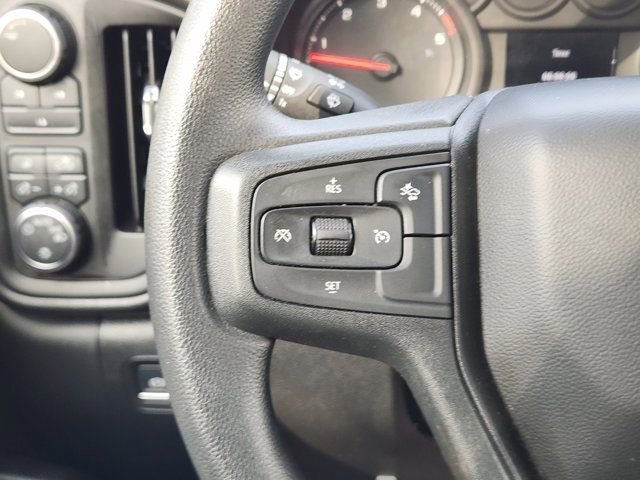Used 2025 Chevrolet Silverado 2500 Custom w/ Custom Value Package image 26