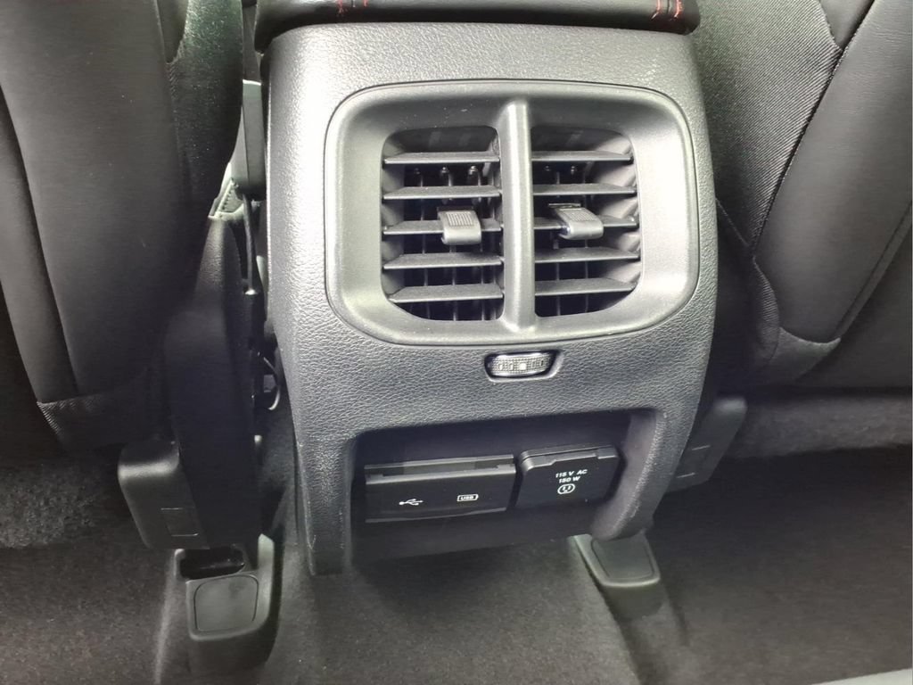 Used 2019 Jeep Cherokee Trailhawk w/ Cold Weather Group AWD/4WD image 17