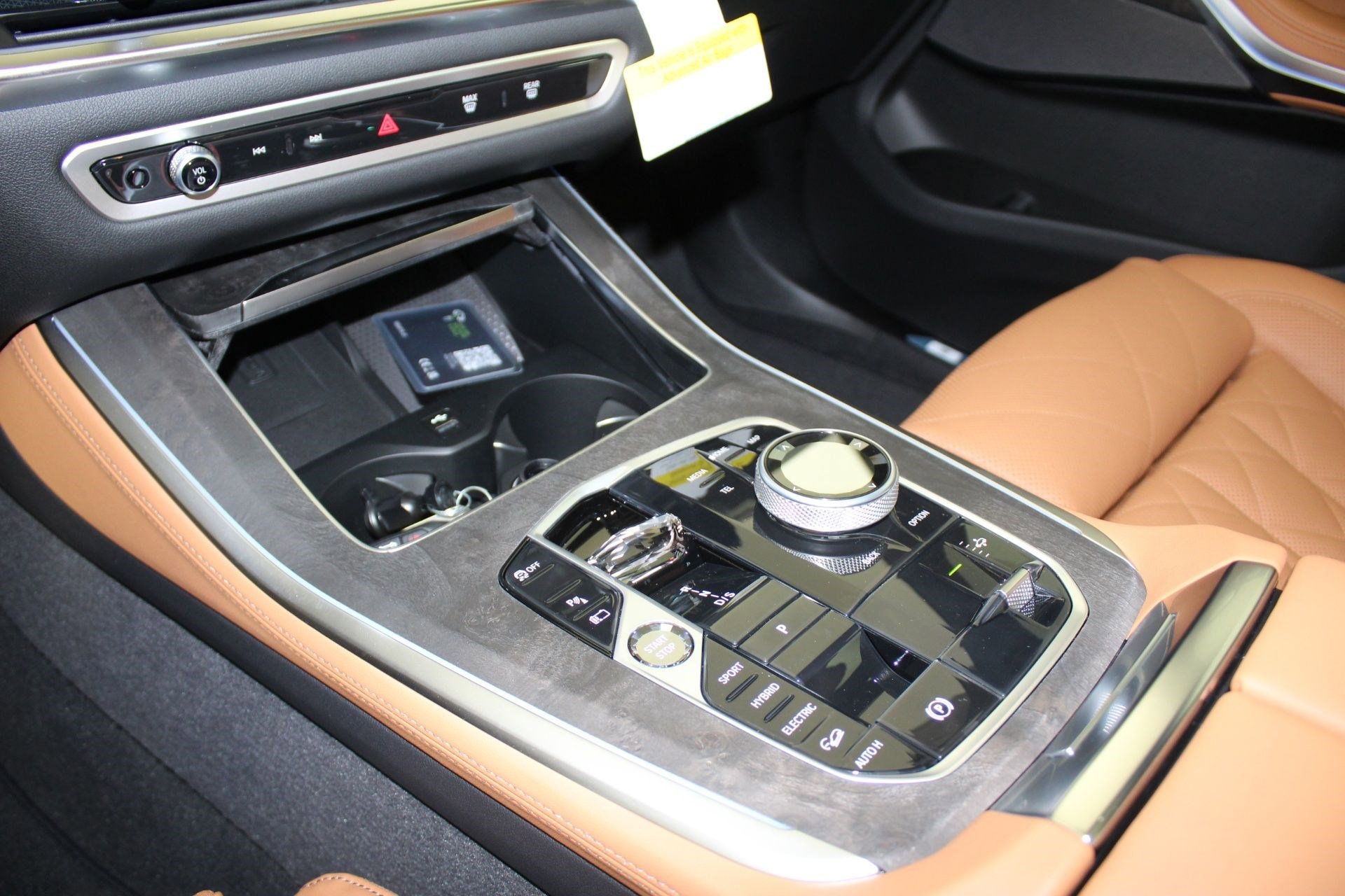 New 2026 BMW X5 xDrive50e w/ Executive Package AWD/4WD image 25