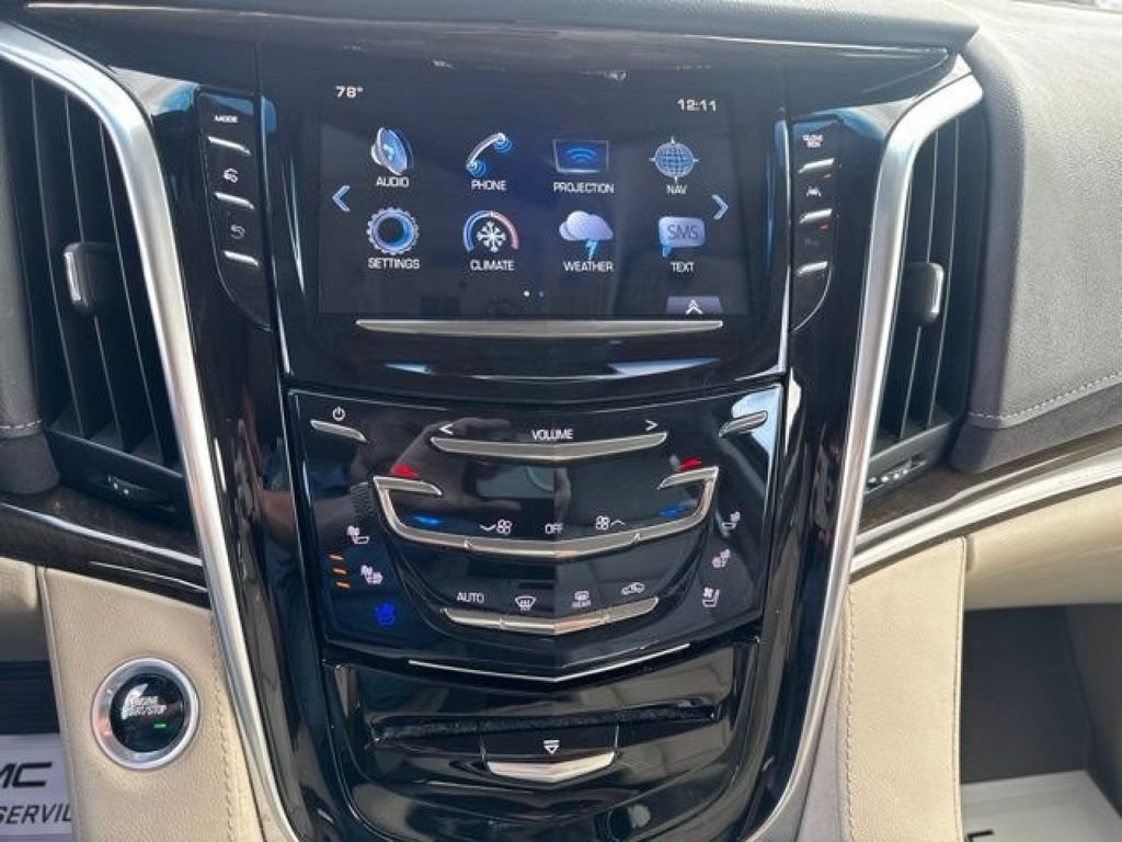 Used 2020 Cadillac Escalade Luxury w/ LPO, Radiant Package AWD/4WD image 40