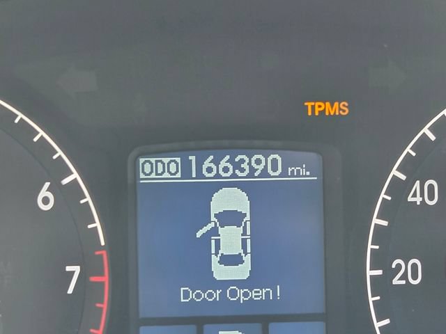 Used 2012 Hyundai Genesis 3.8 RWD image 24