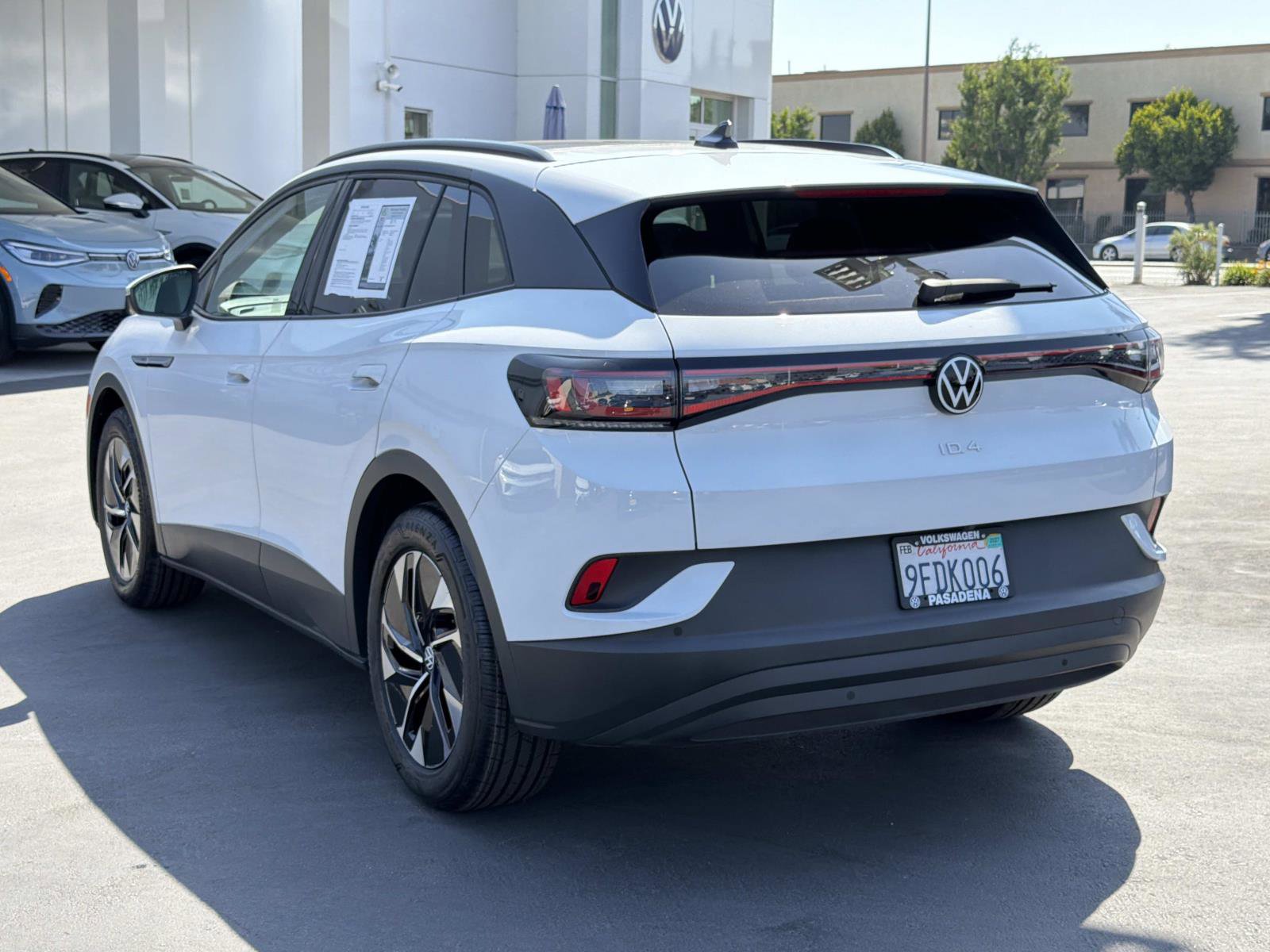 Certified 2022 Volkswagen ID.4 Pro S RWD image 3