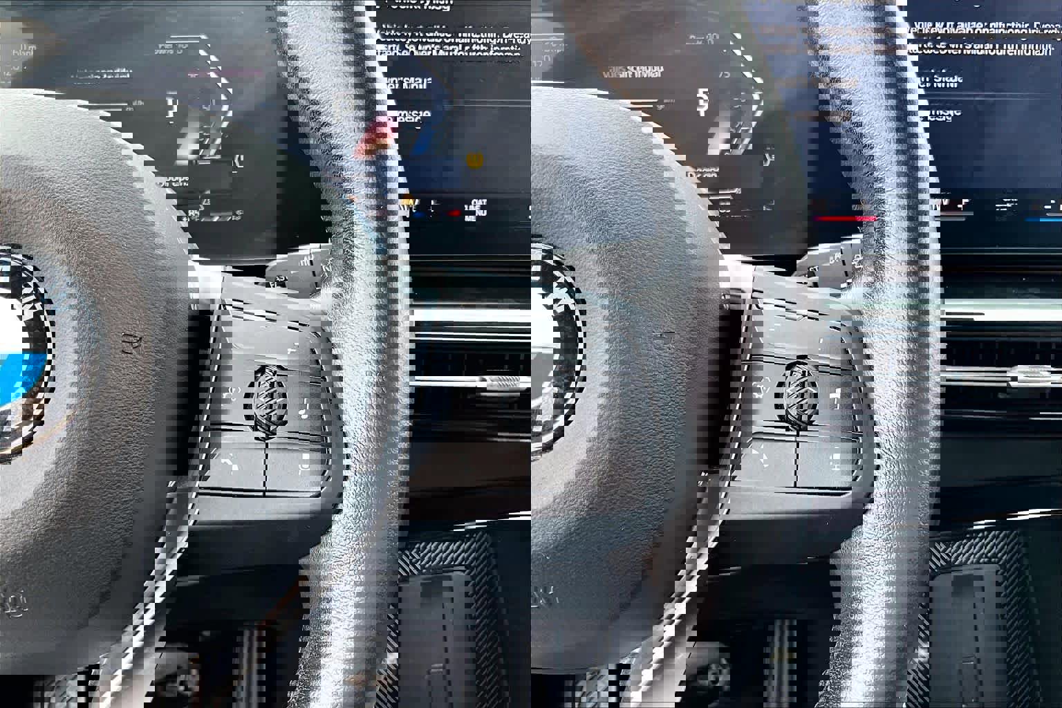 Used 2023 BMW X1 xDrive28i image 23