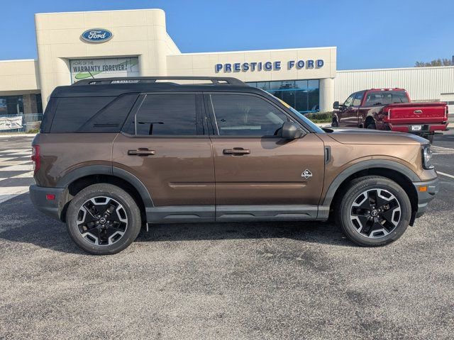 Used 2022 Ford Bronco Sport Outer Banks w/ Tech Package image 4