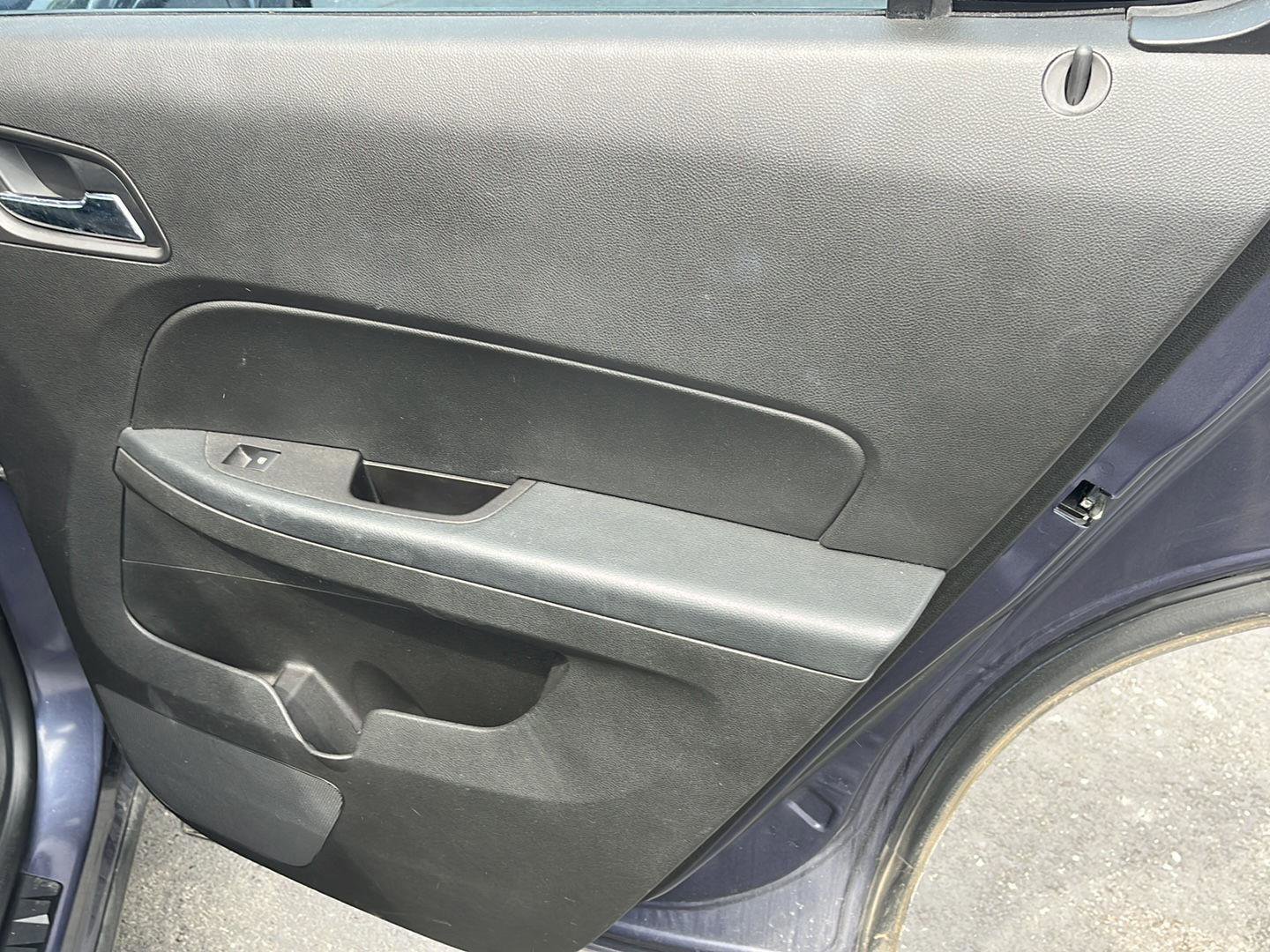Used 2014 Chevrolet Equinox LS FWD image 24