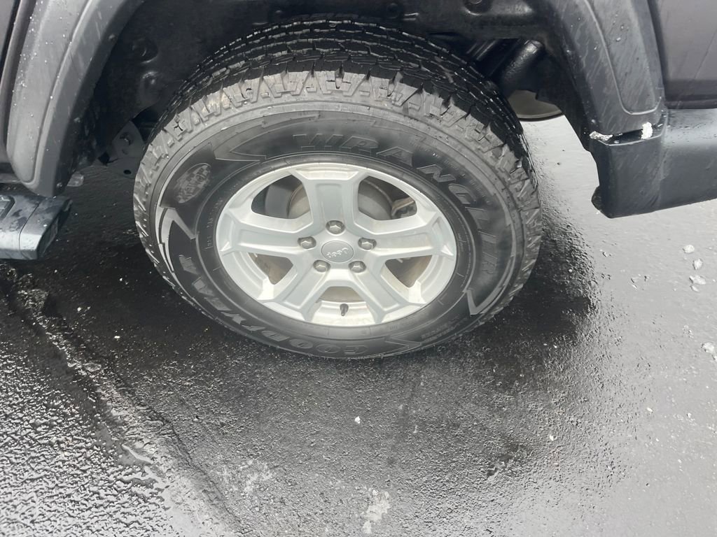 Used 2020 Jeep Wrangler Unlimited Sport S image 38