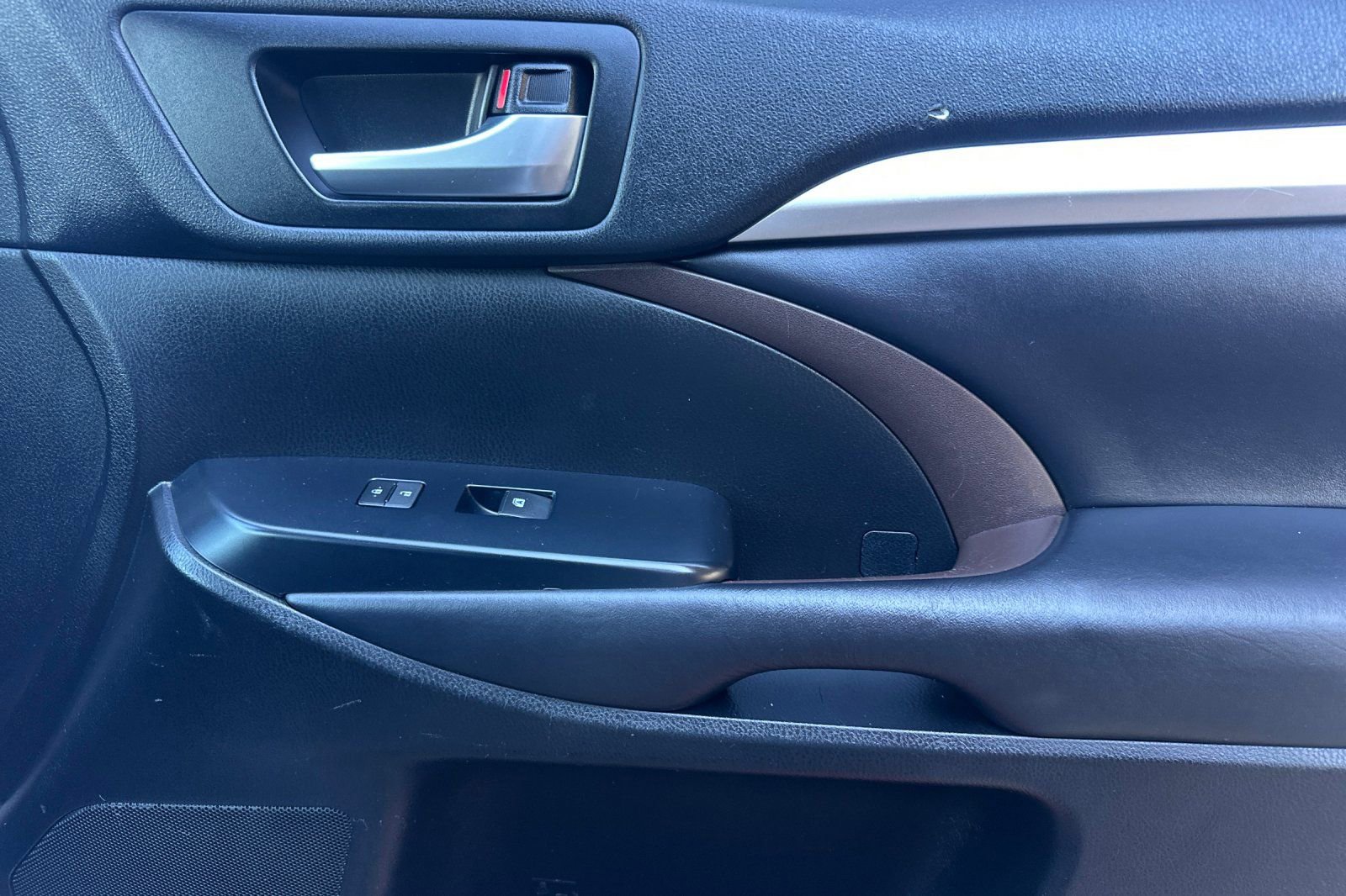 Certified 2019 Toyota Highlander XLE image 22