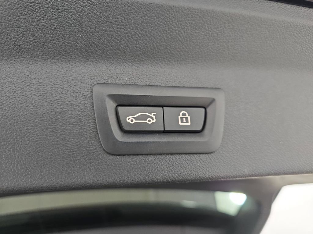 Certified 2023 BMW X3 xDrive30i w/ M Sport Package image 16