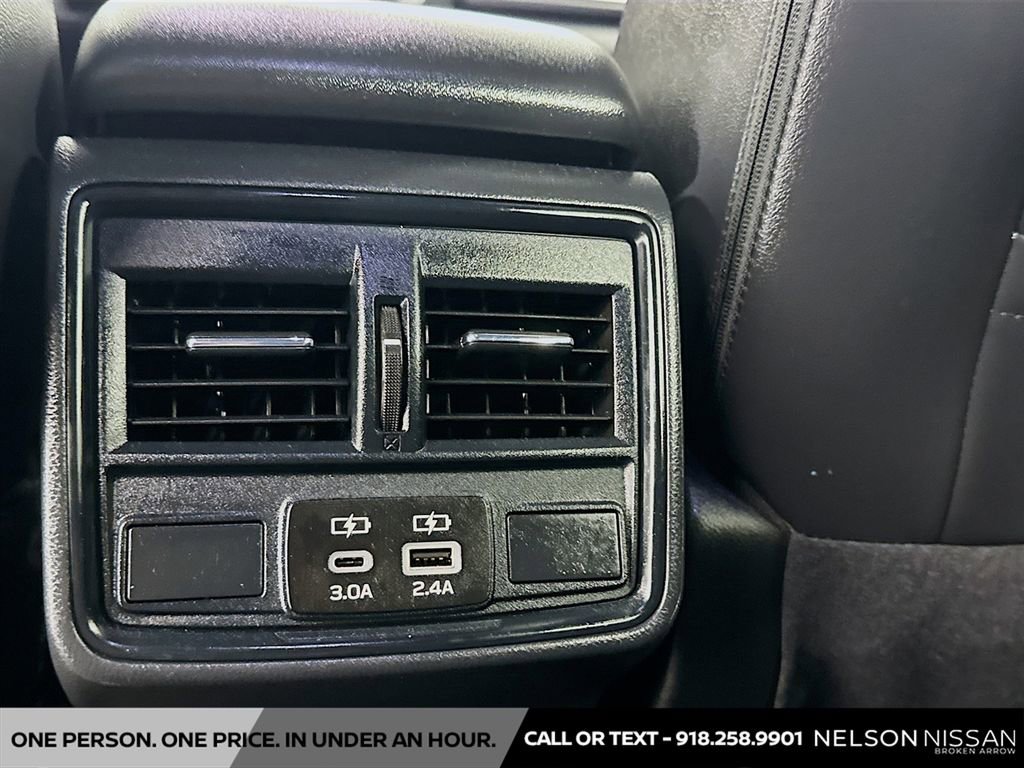 Used 2025 Subaru Forester Premium image 25