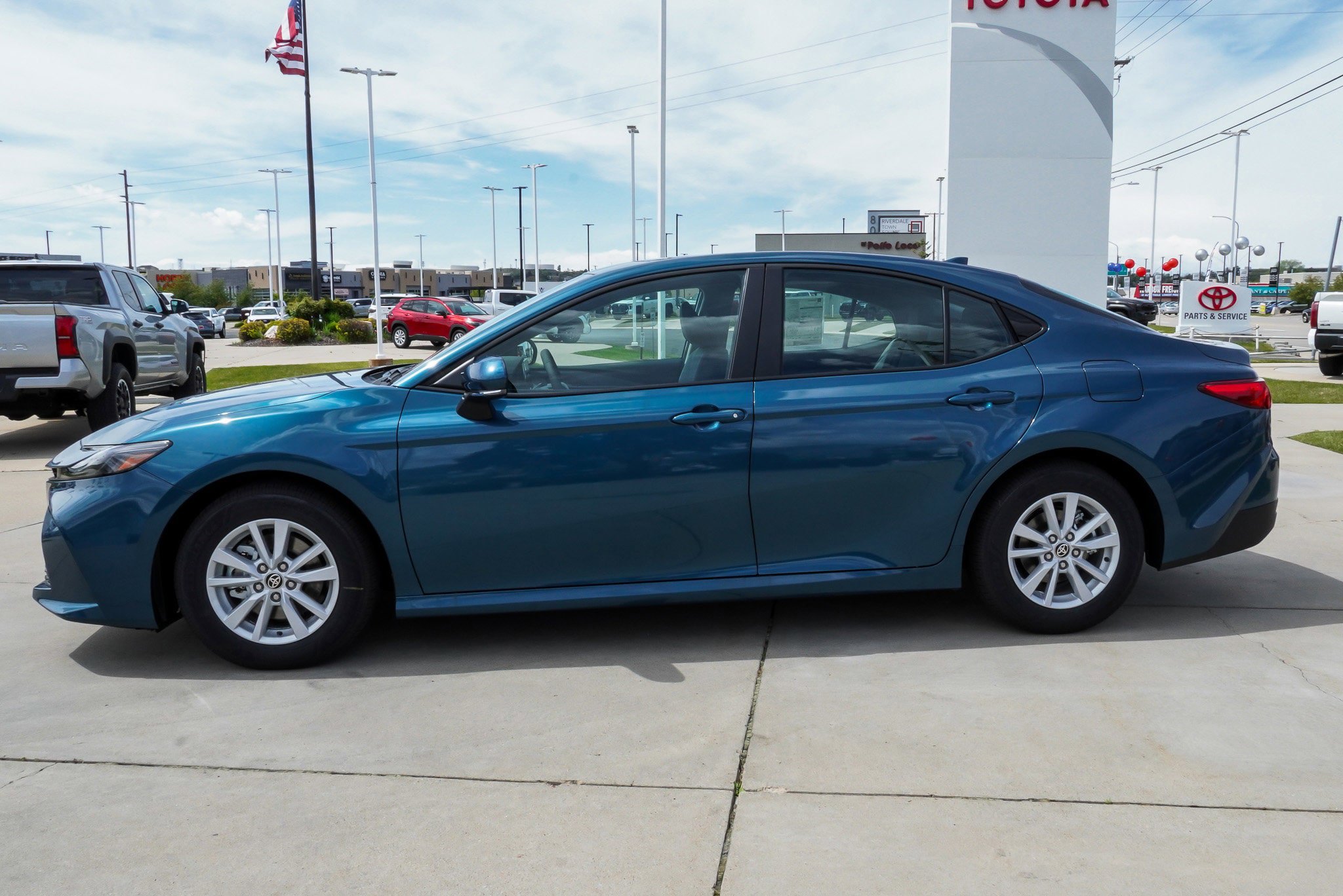 New 2026 Toyota Camry LE w/ Convenience Package FWD image 5