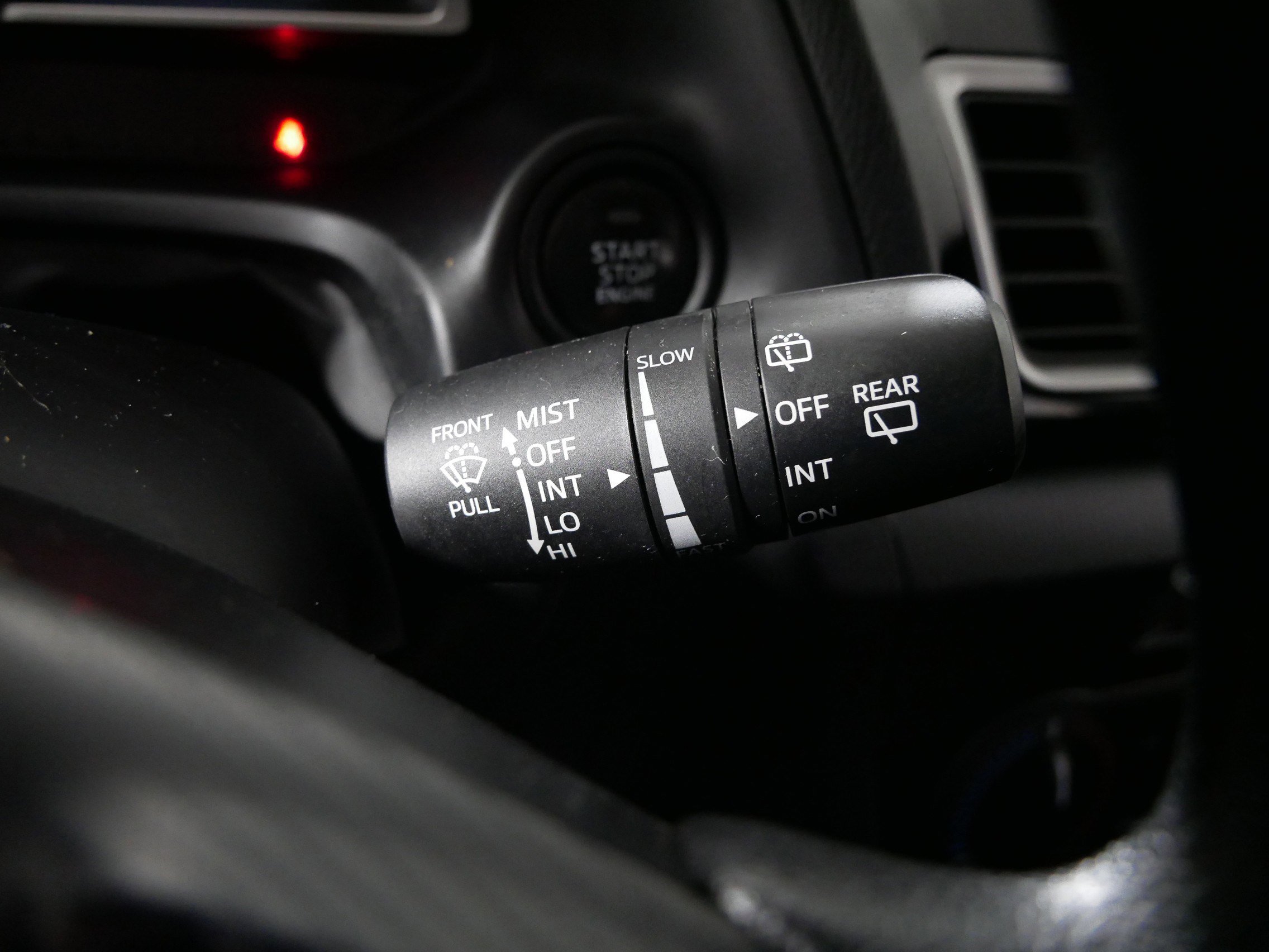 Used 2014 MAZDA MAZDA3 i Sport image 30