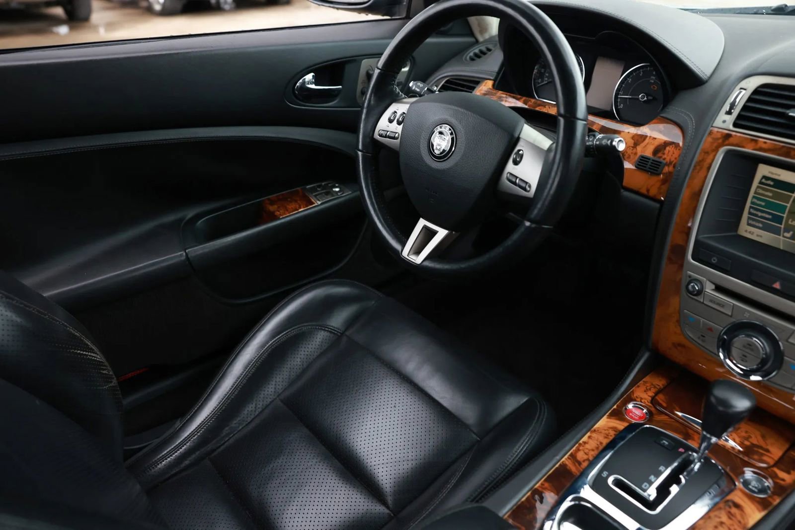 Used 2008 Jaguar XK Coupe image 20