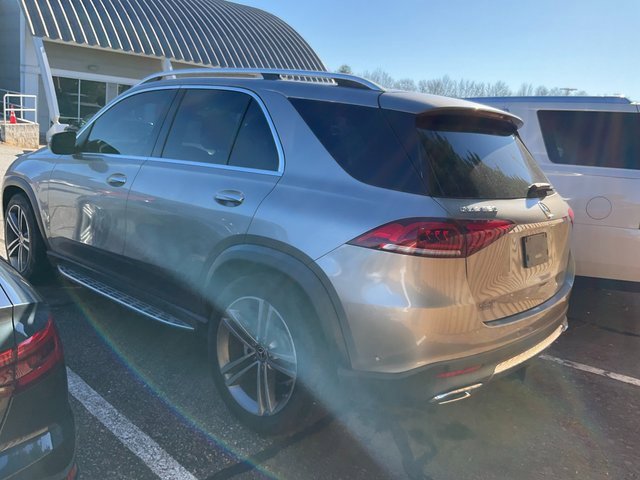 Used 2020 Mercedes-Benz GLE 350 4MATIC w/ Premium Package image 4