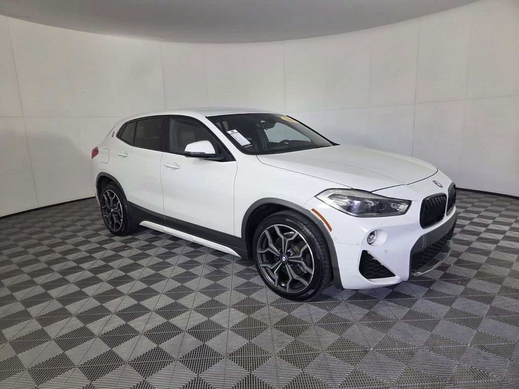 Used 2018 BMW X2 xDrive28i w/ M SportX Package AWD/4WD image 2