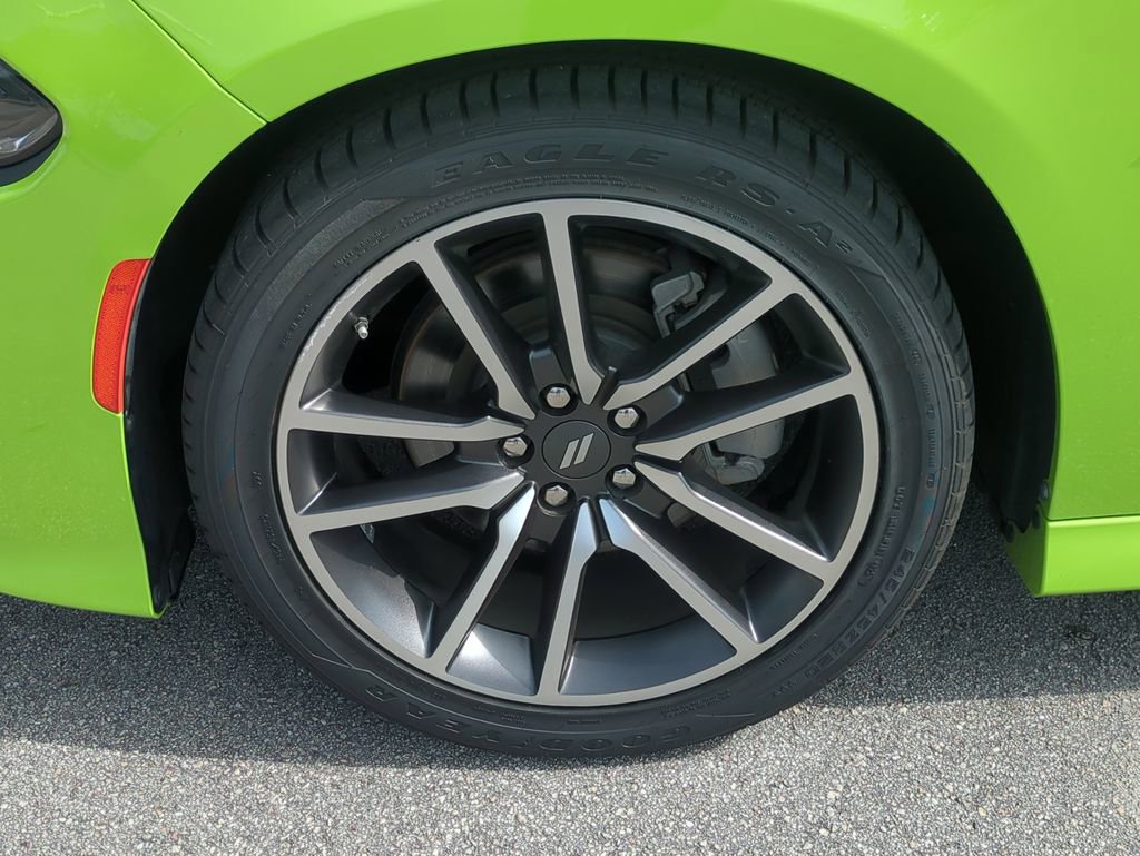 Used 2023 Dodge Charger R/T w/ Plus Group image 12