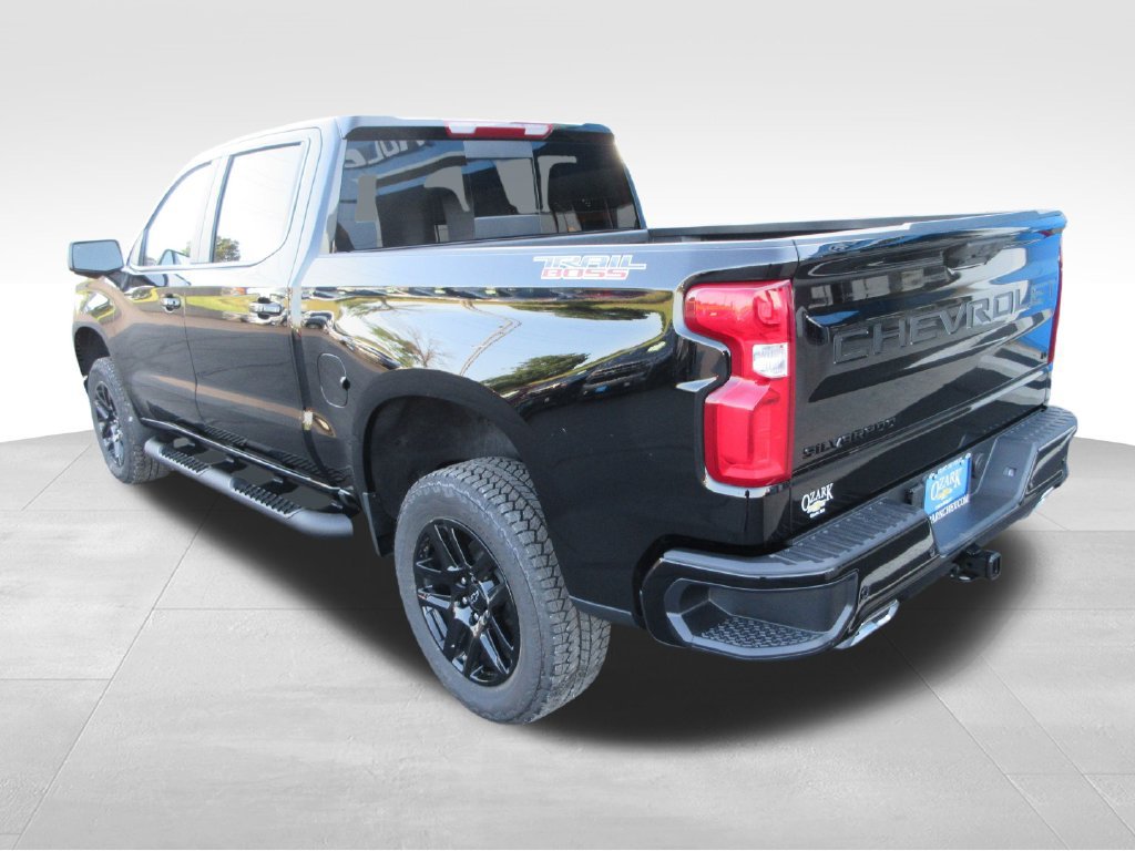 New 2026 Chevrolet Silverado 1500 LT Trail Boss w/ LT Trail Boss Premium Package AWD/4WD image 4