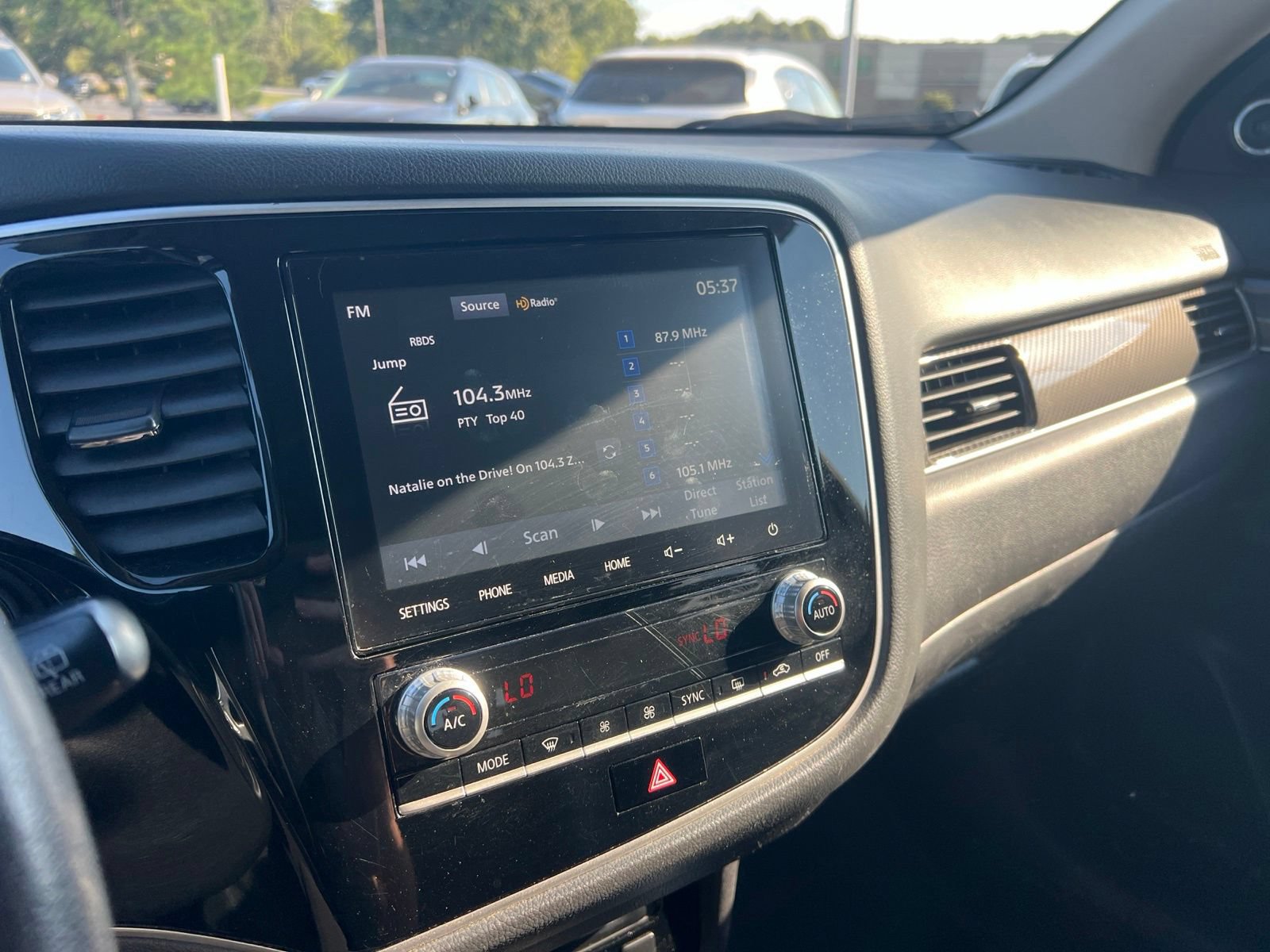 Used 2020 Mitsubishi Outlander GT AWD/4WD image 12