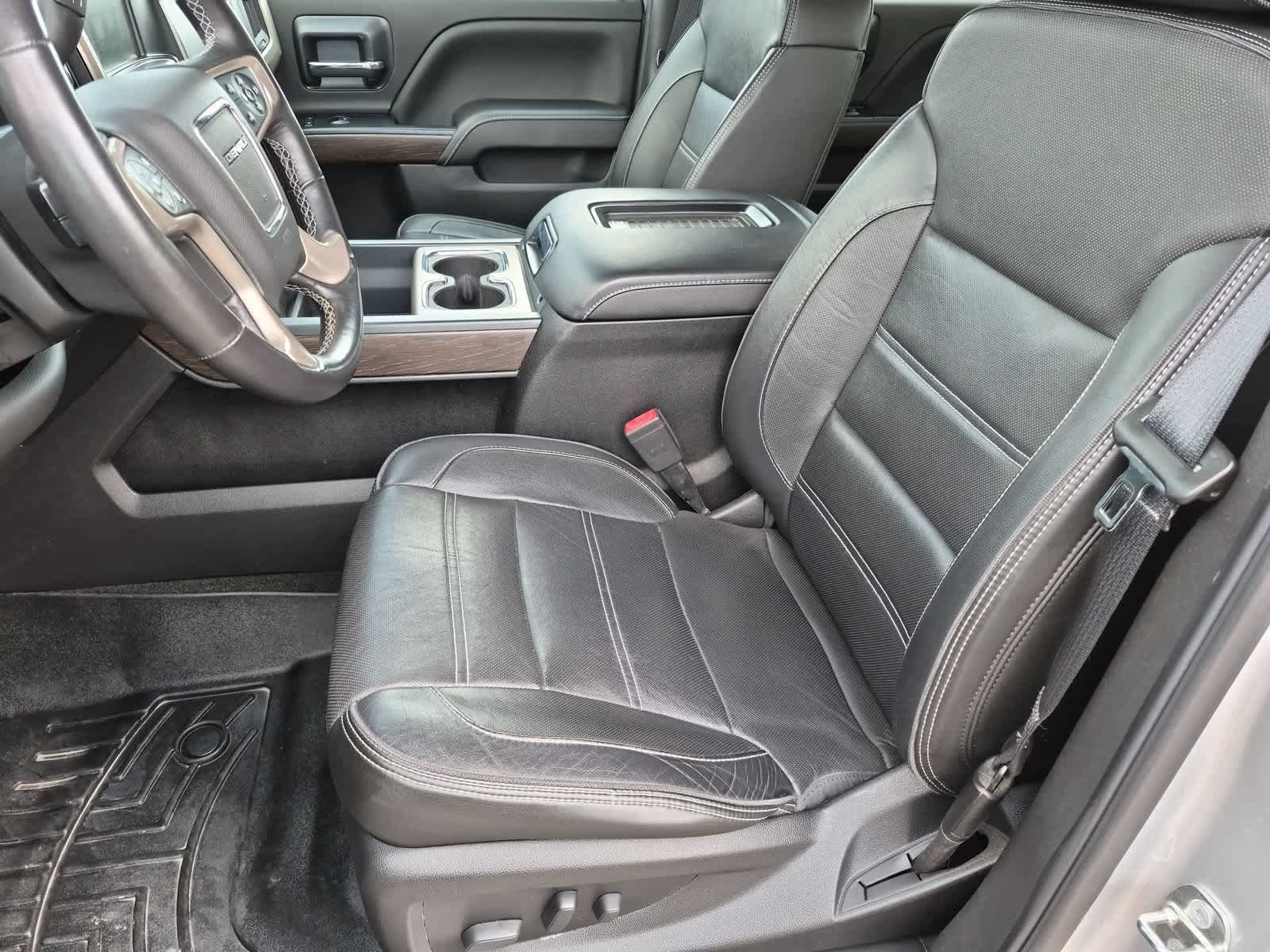 Used 2018 GMC Sierra 1500 Denali w/ Denali Ultimate Package AWD/4WD image 16