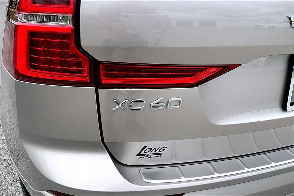 Used 2024 Volvo XC60 T8 Plus w/ Protection Package Premier AWD/4WD image 8