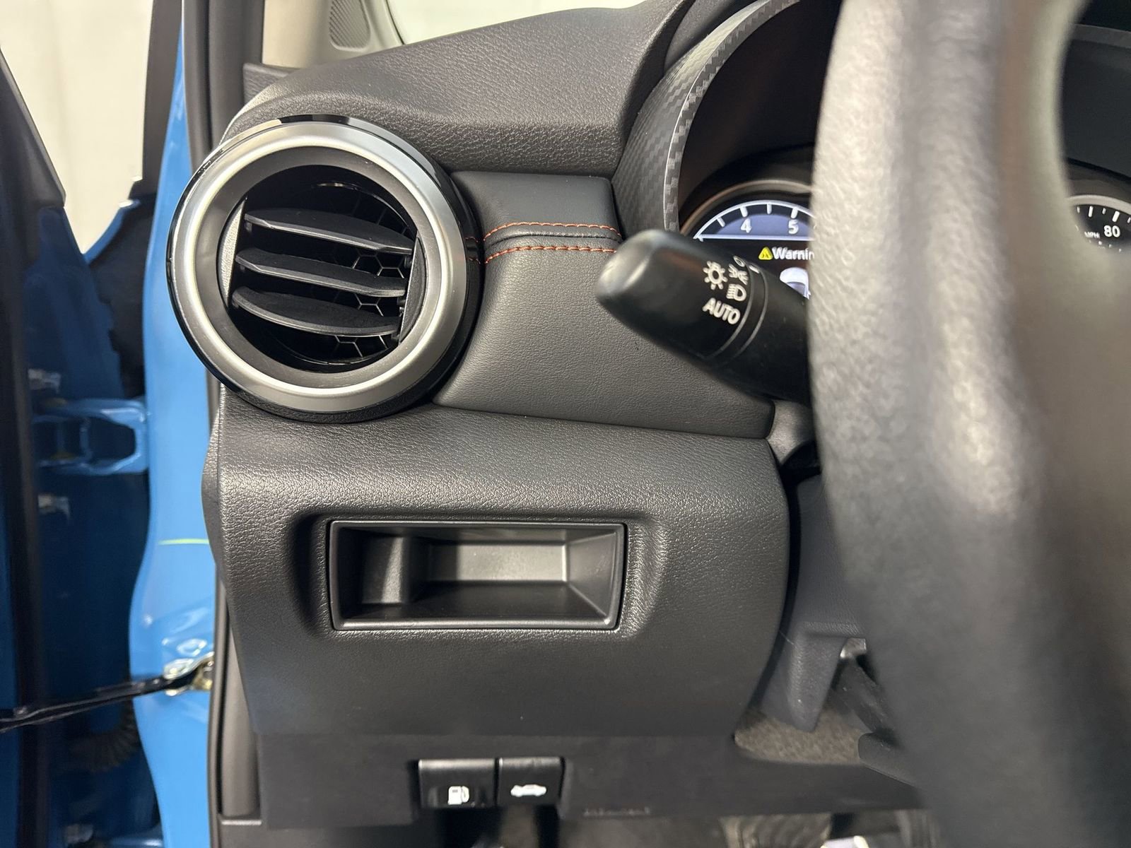 Certified 2025 Nissan Versa SR w/ Trunk Package image 17