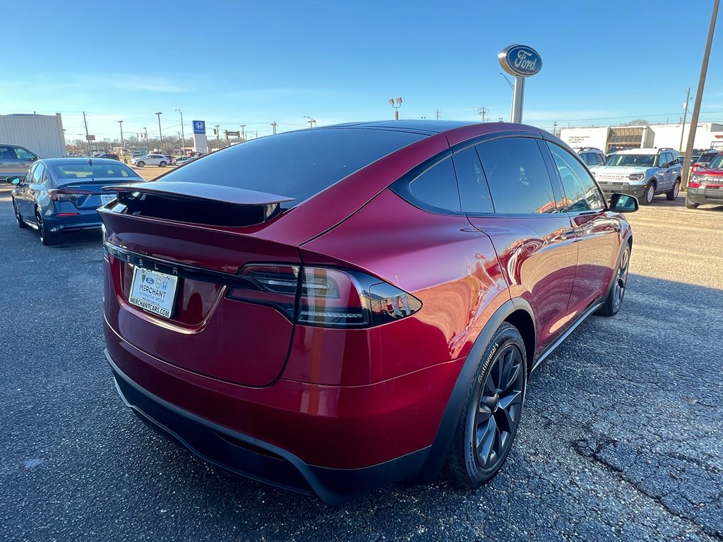 Used 2024 Tesla Model X image 8