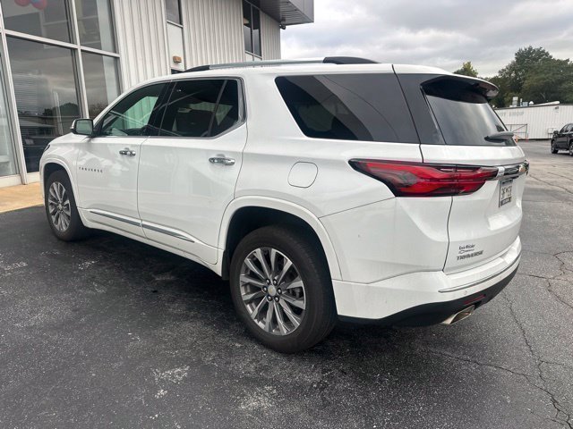 Used 2023 Chevrolet Traverse Premier FWD image 23